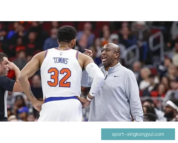 近11战9负尼克斯唐斯懂嘘声