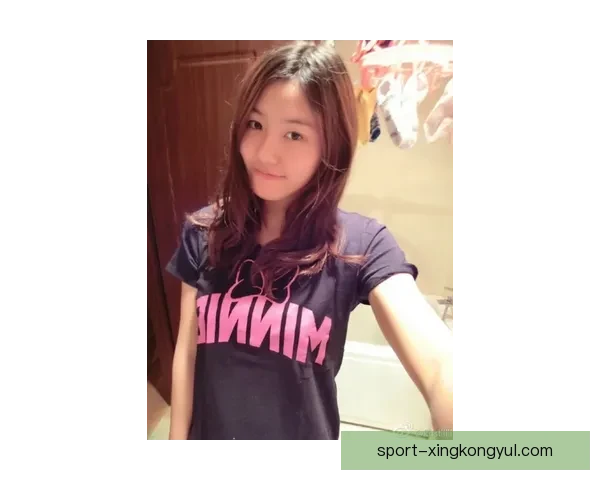 22岁美女双金助韩国逼近中国